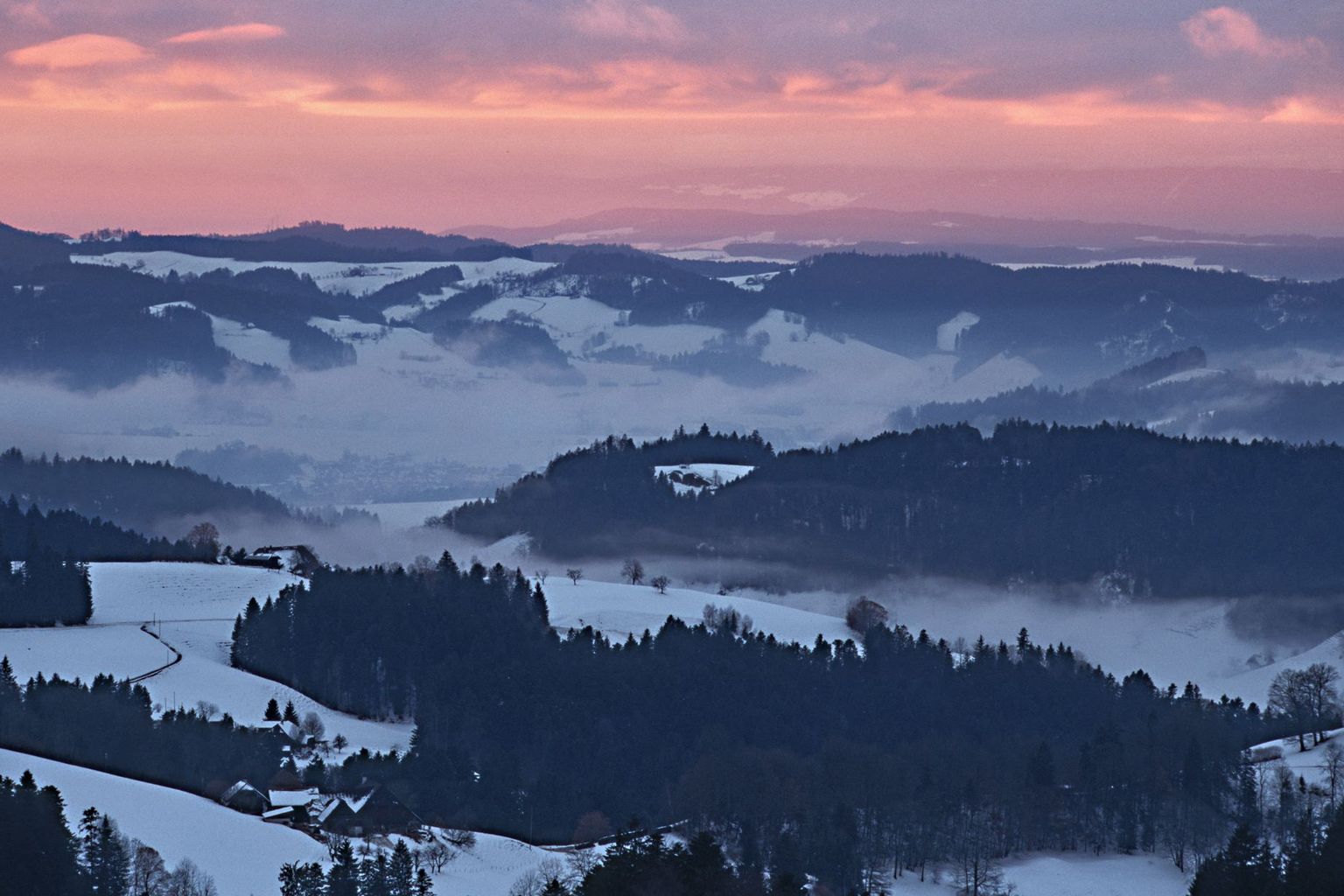 coucher de soleil hiver neige paysage colline