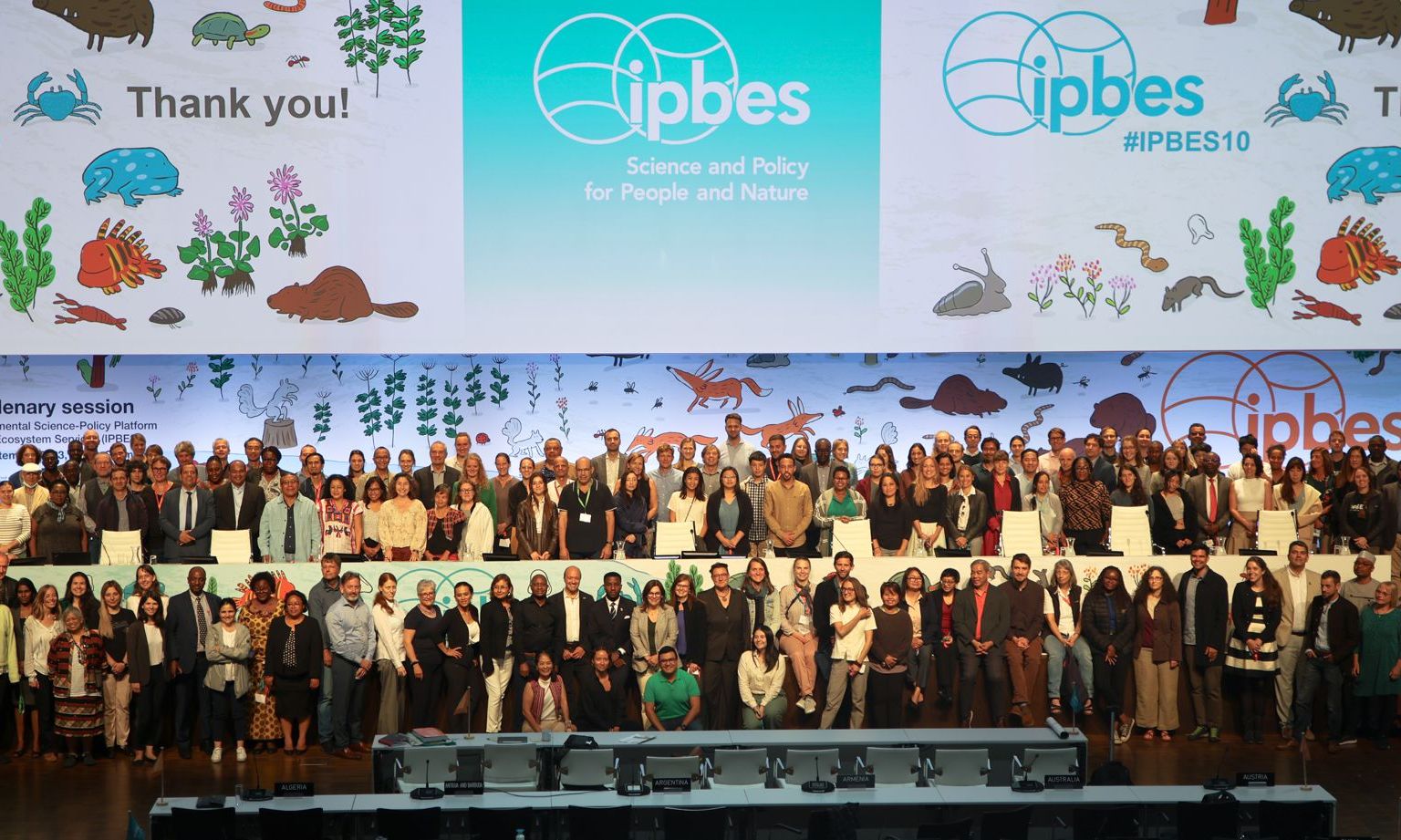 IPBES 10 Gruppenphoto der Stakeholders