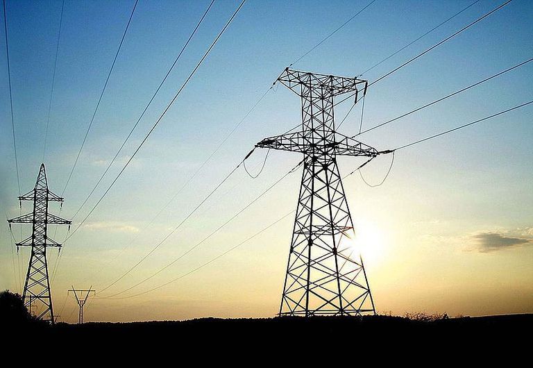 Electricity consumption falls 3.1% in 2014