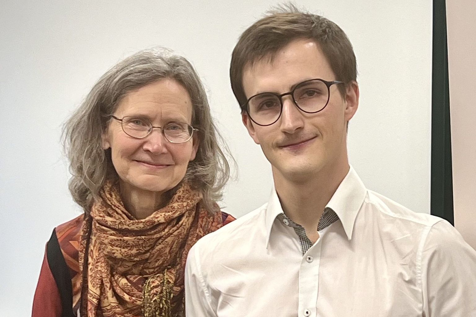 Jonathan Gruber (right) with his doctoral mother, Donna Testerman (left). Jonathan Gruber (right) with his doctoral mother, Donna Testerman (left).