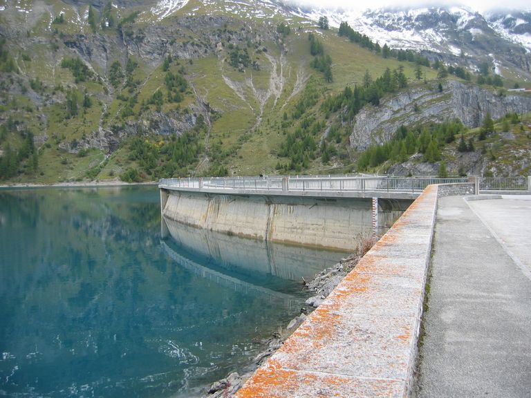 Rawyl dam (Tseuzier, Switzerland)