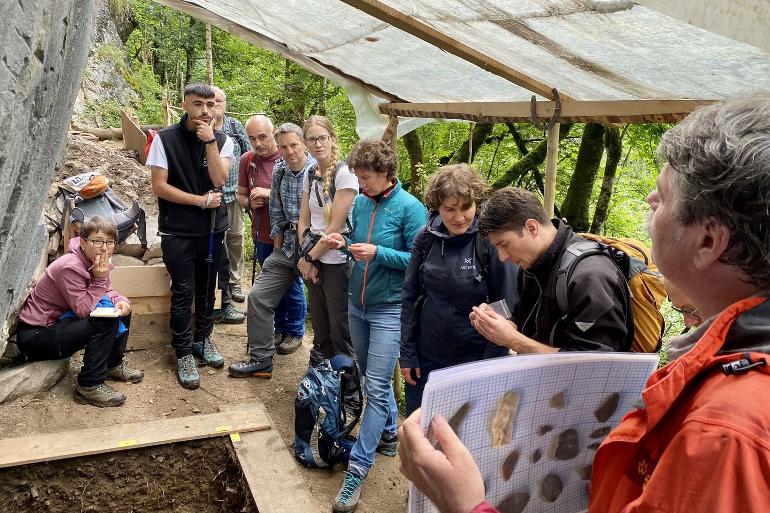 Exkursion zur archäologischen Flözerbändli-Fundstelle
