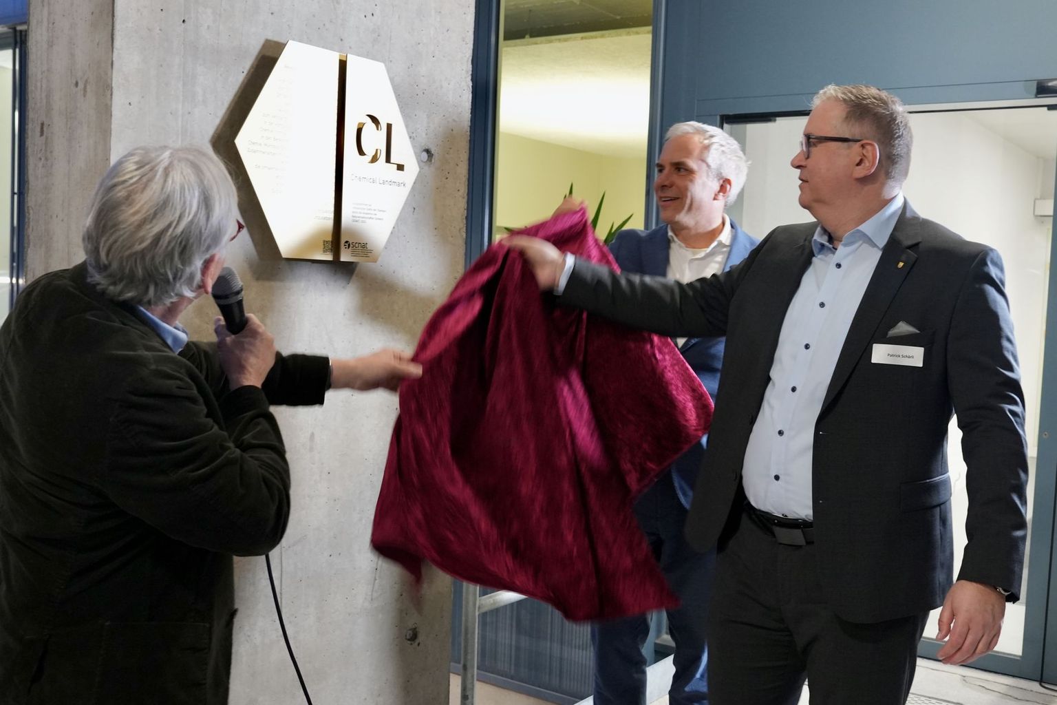 Unveiling of the Chemical Landmark