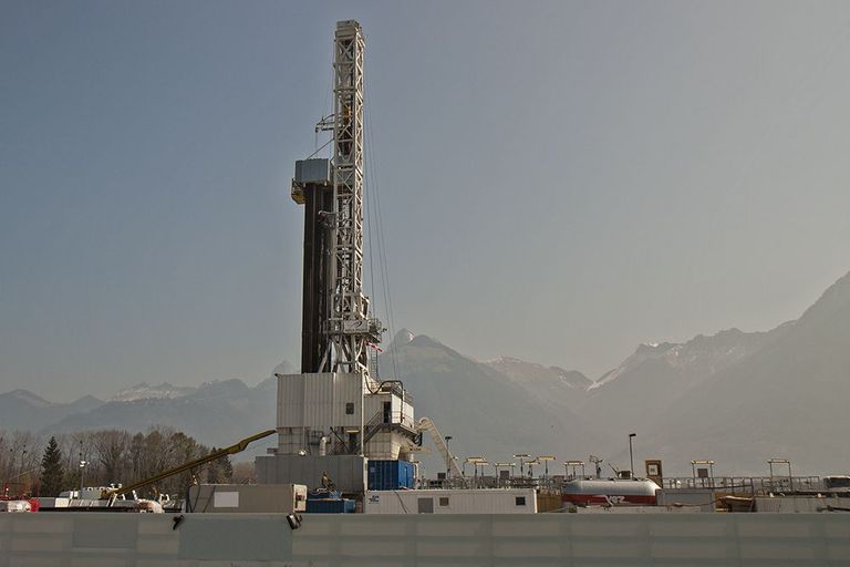 Drilling rig in Noville (VD)
