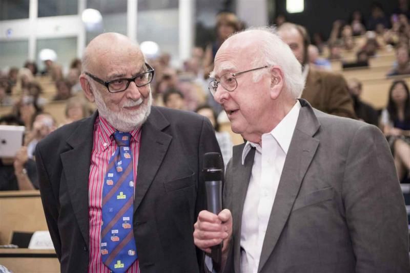 François Englert (left) and Peter Higgs at CERN on 4 July 2012, on the occasion of the announcement of the discovery of a Higgs boson by the ATLAS and CMS experiments
