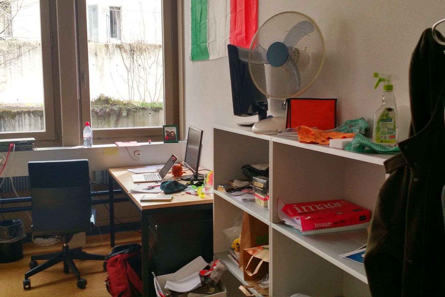 Claudia Merlassino's office at the Physics department of the University Bern