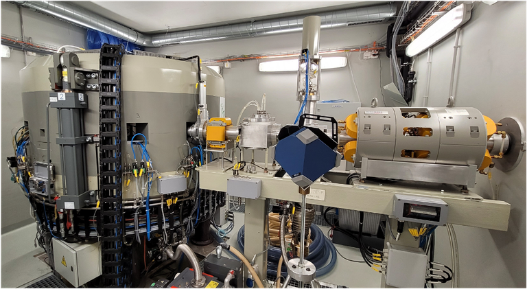 The experimental setup at the cyclotron - DIAMON