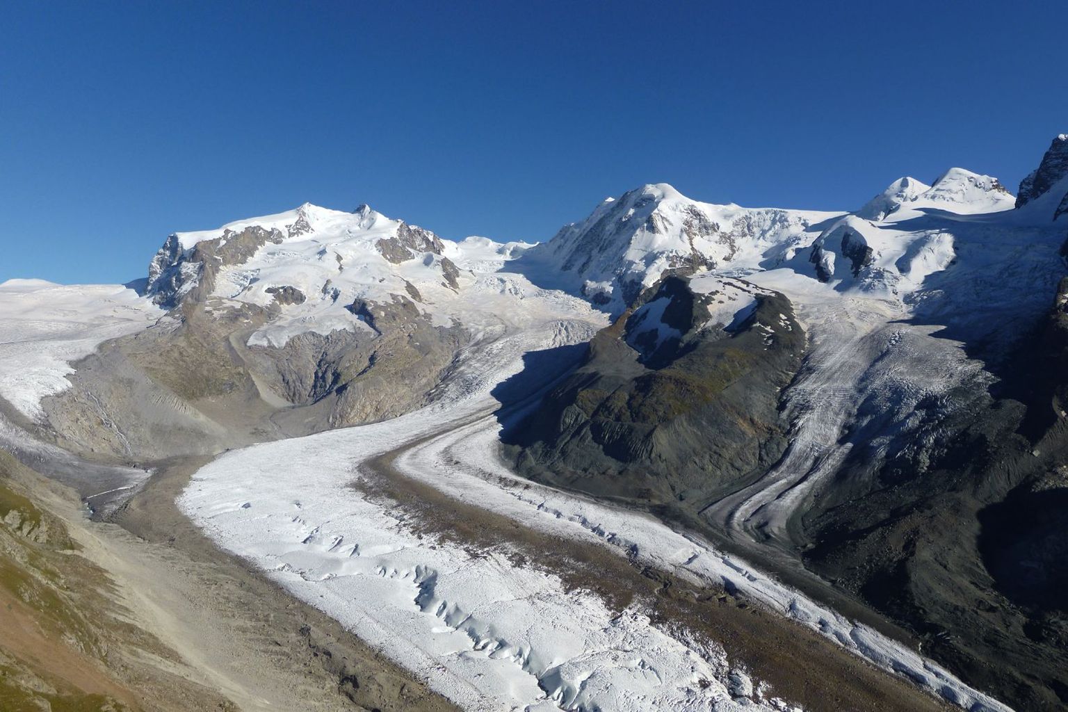 Blick in Richtung Monte Rosa mit Gorner- und Grenzgletscher