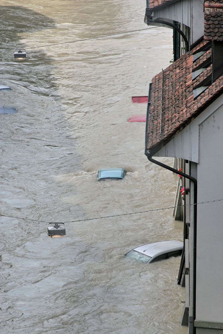 inondation rivière hautes eaux crue