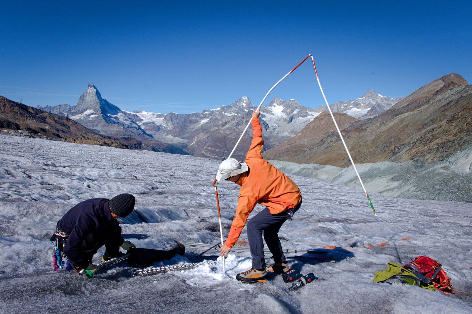 Réglage d'un niveau de bilan massique sur le glacier de Findelen (VS)